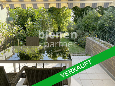 Terrasse mit Garten